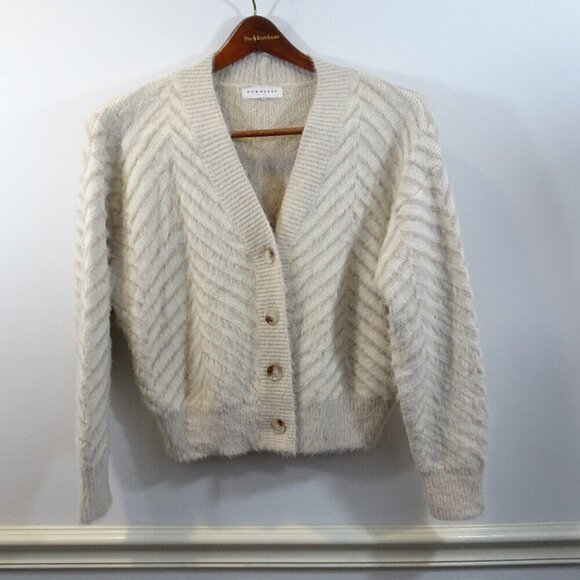 DownEast Sweaters - DownEast Cream Tan Chevron Striped Slouchy Cardigan Sweater Size S/M Eyelash